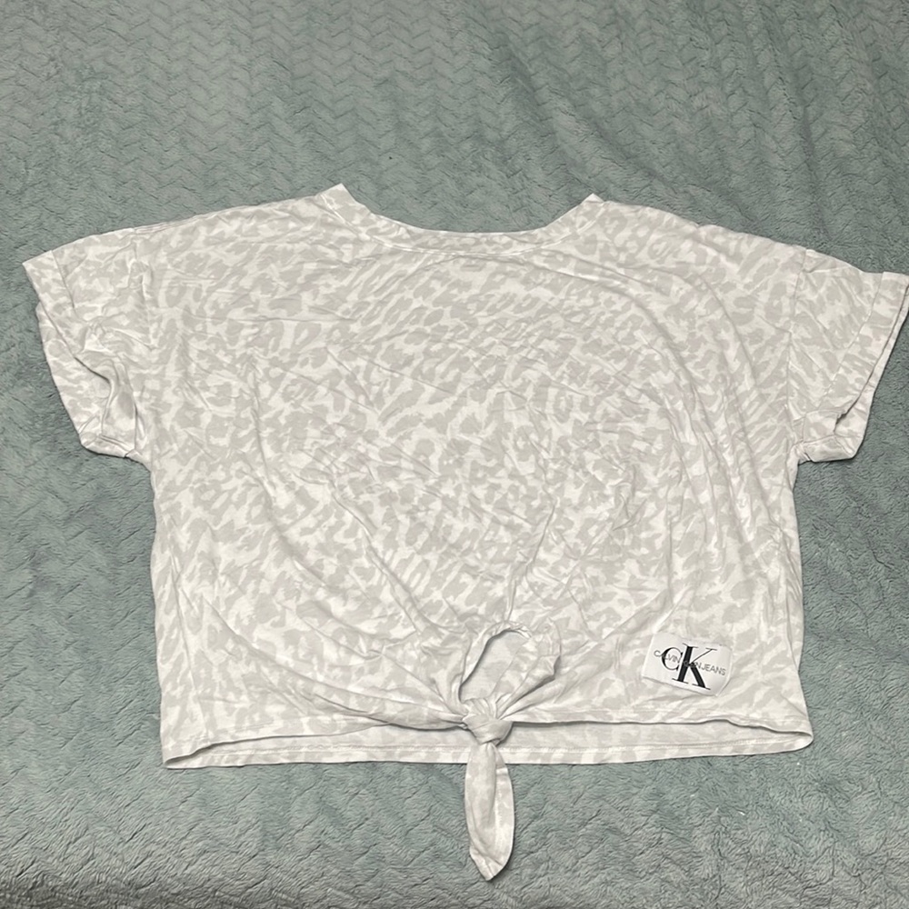 calvin klein leopard print tshirt